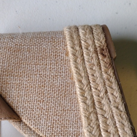 Guess wedged burlap sandals 8 and 1/2 women's - Picture 6 of 13